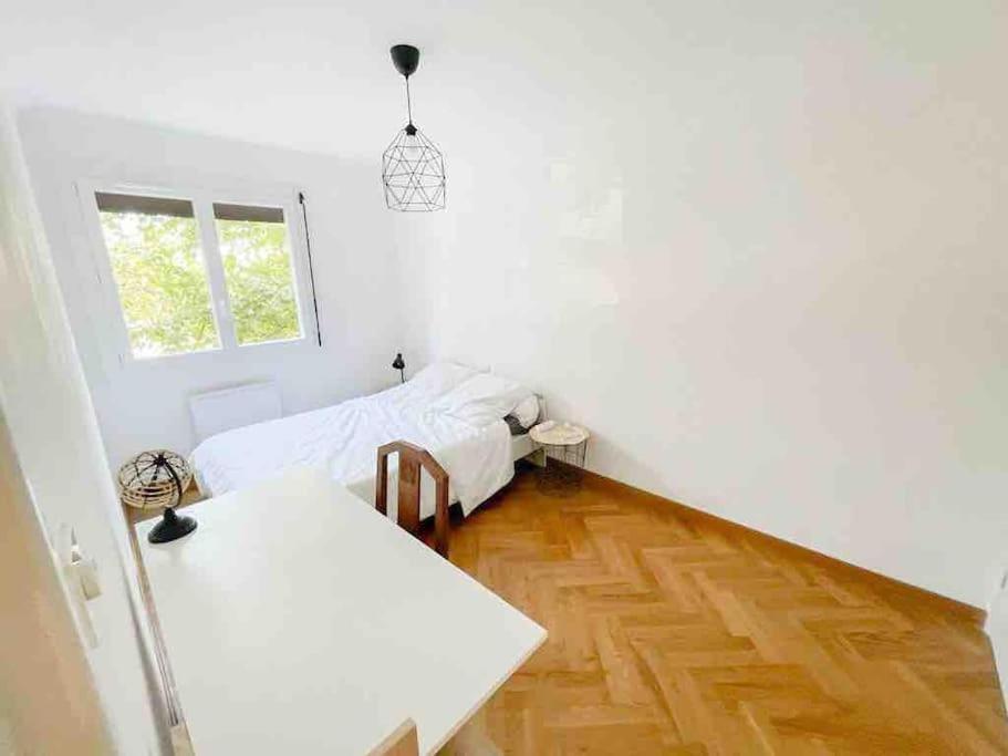 Appartement Spacieux Avec Parking Gratuit Sète Buitenkant foto
