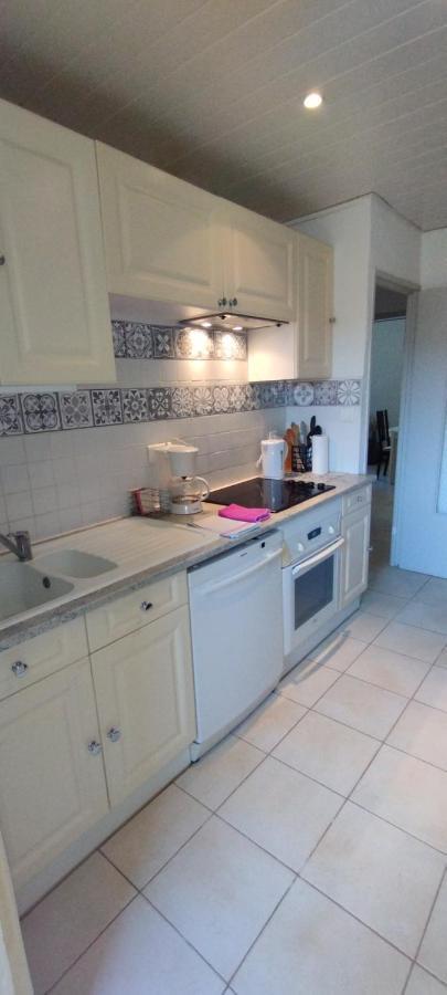 Appartement Spacieux Avec Parking Gratuit Sète Buitenkant foto